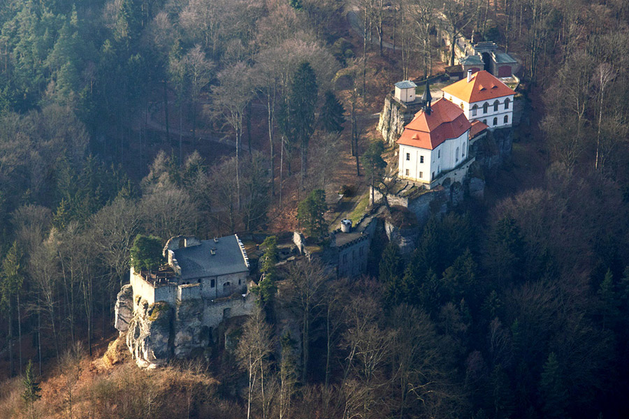 Вальдштейн замок в Чешском рае