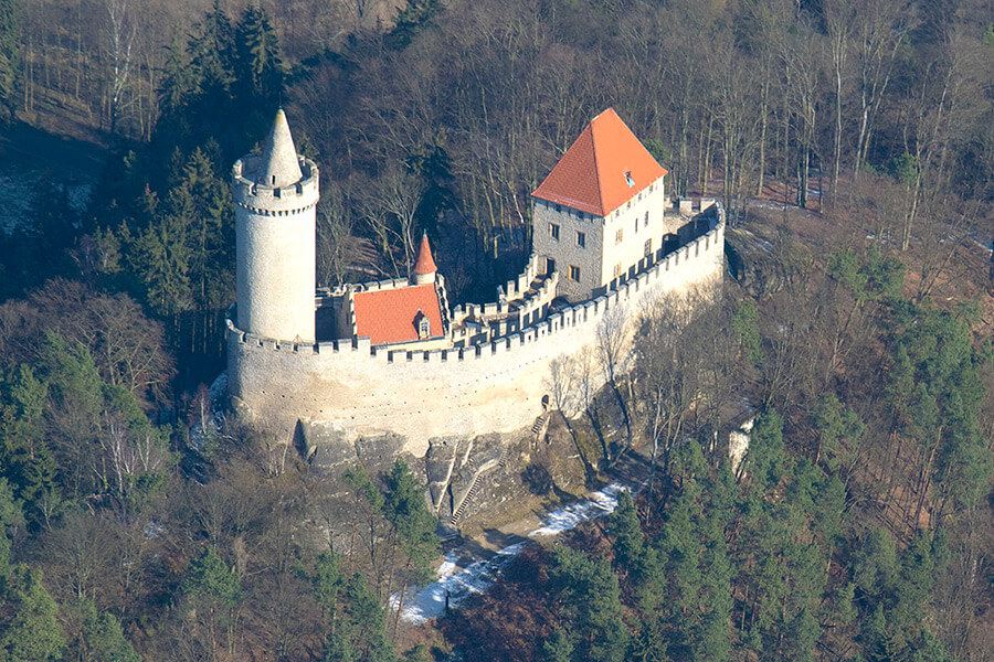 Средневековый замок Чехии Кокоржин